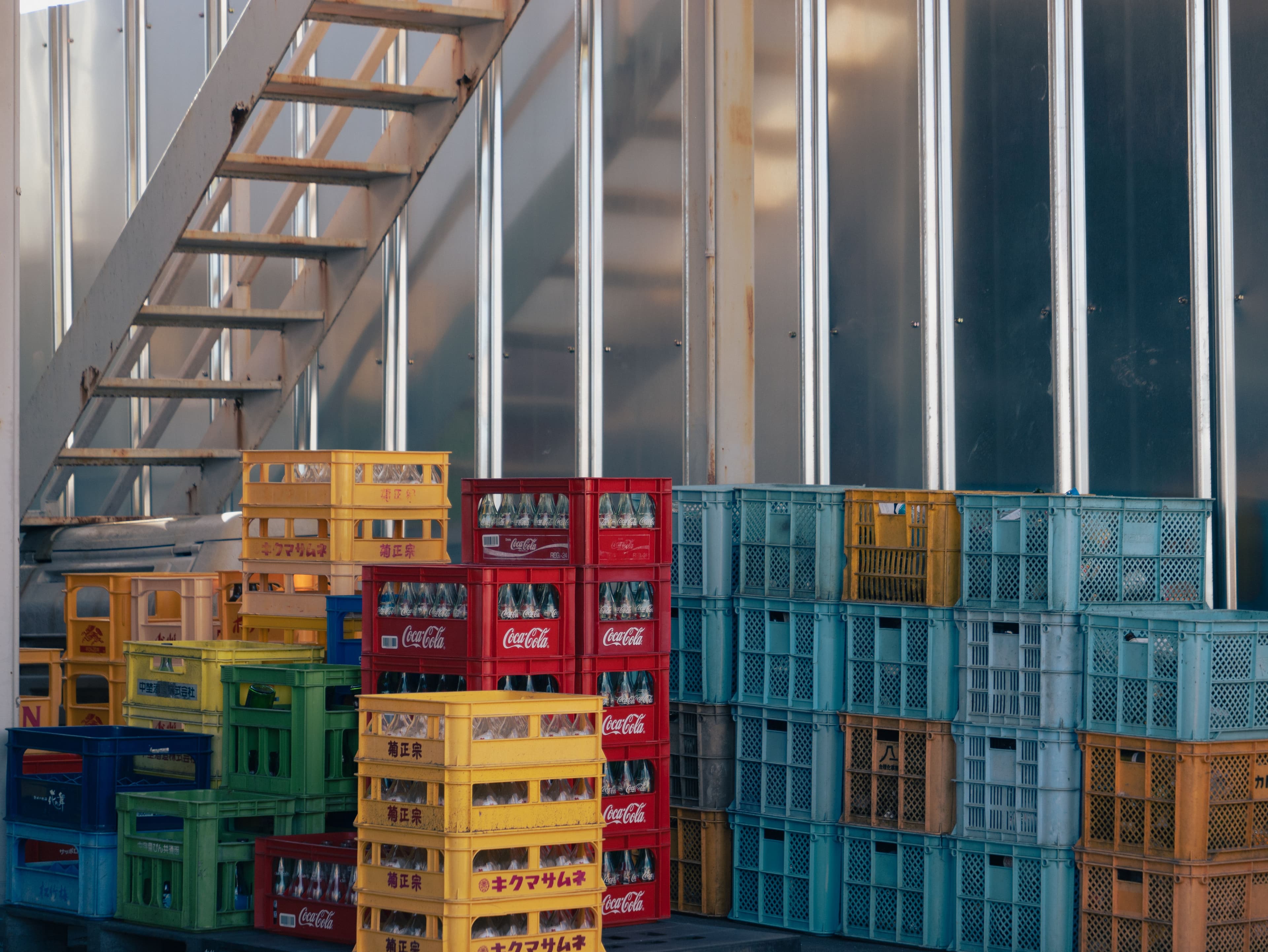 CPG Distribution Channels Explained: Broker, DSD, and Direct for Emerging Brands